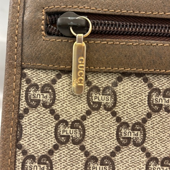 Gucci Plus pouch. - Picture 3 of 14